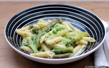 Frühlingsfrische One Pot Pasta mit grünem Spargel und Brokkoli für hungrige Seeleute [Blogparade]