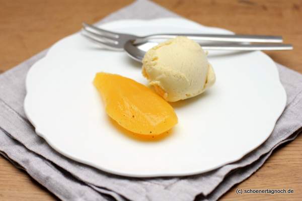 Birnen in Safran-Vanille-Sirup – ein unkompliziertes Dessert!