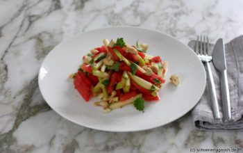 Wassermelonen-Apfel-Salat mit Limettendressing