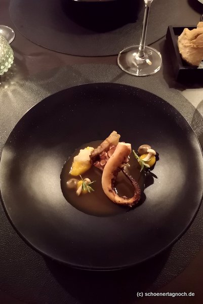 Pulpo und knuspriger Schweinebauch im Restaurant Sein in Karlsruhe