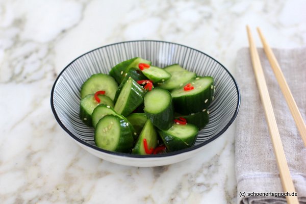 Asiatischer Gurkensalat aus "Meine japanische Küche" von Stevan Paul
