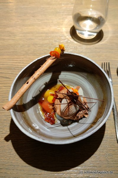 Dessert im TIAN in Wien: Schokolade, Paradeiser, Piura und Tonka