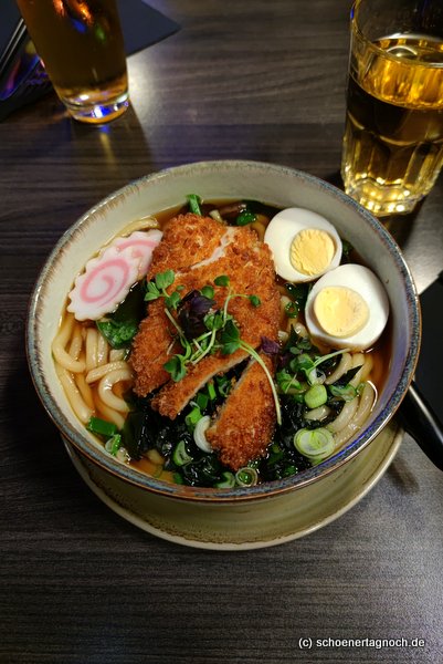 Udon-Suppe mit Hähnchen im Mikoto in Stuttgart