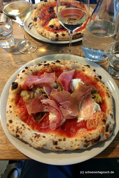 Pizza Speranzella im L.A. Signorina in Stuttgart