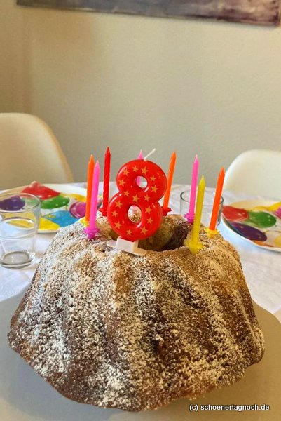Marmorkuchen für den Geburtstag