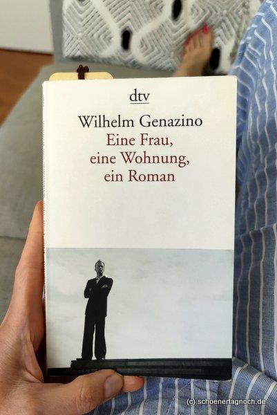 Buch "Eine Frau, eine Wohnung, ein Roman" von Wilhelm Genazino